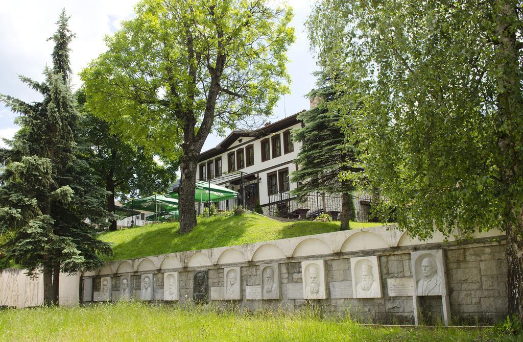 Hotel Petko Takov'S House Smolyan Exterior foto